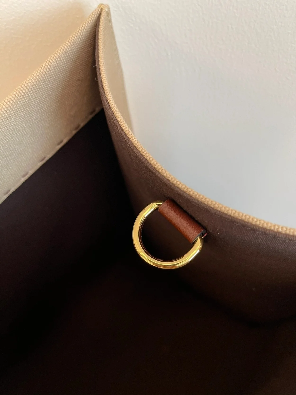 선샤인 미디엄 베이지 캔버스 백 상세