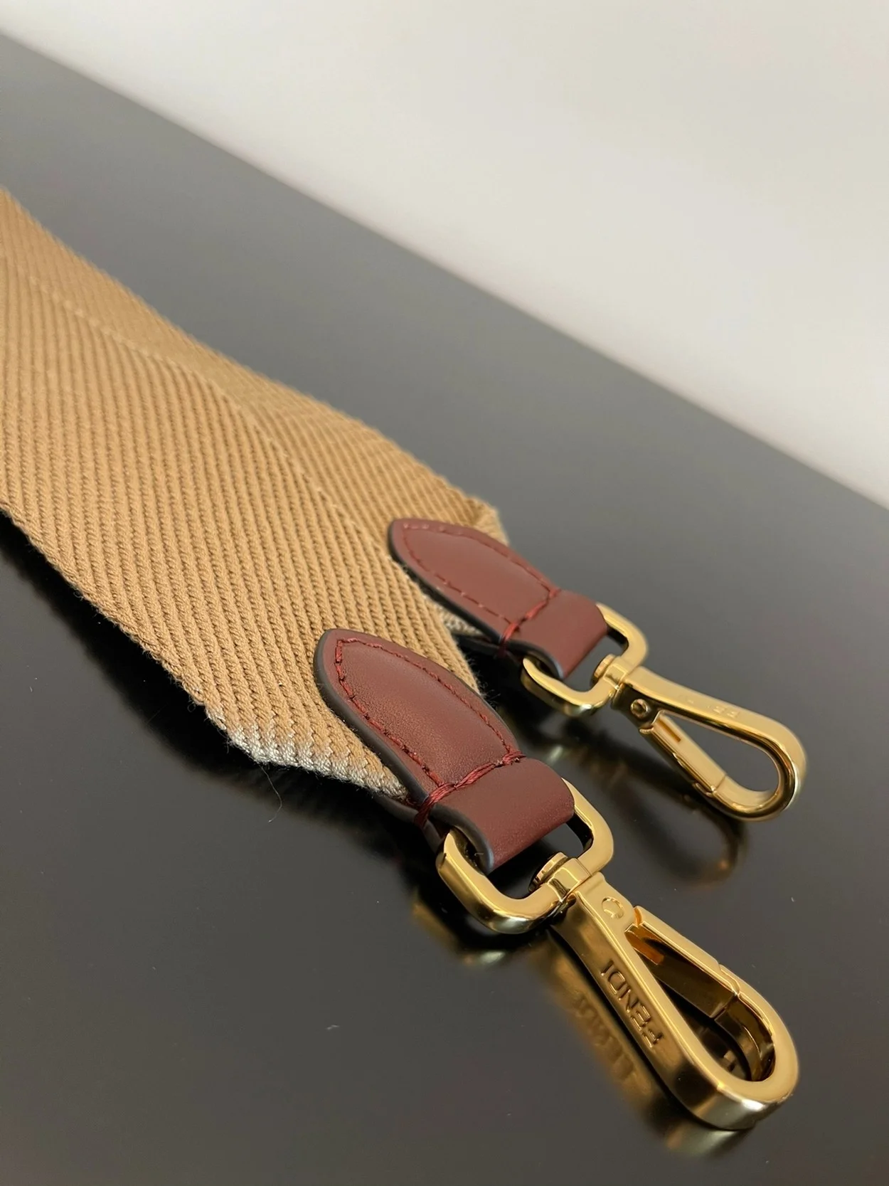 선샤인 미디엄 베이지 캔버스 백 상세