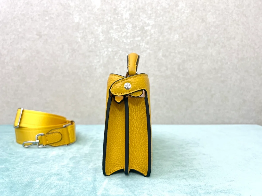 피카부 I SEE U 레더백 옐로우 상세