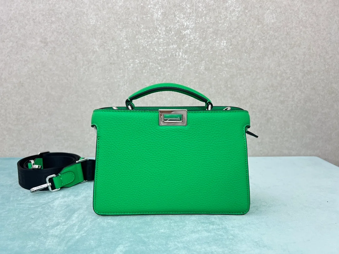 피카부 I SEE U 레더백 그린 상세