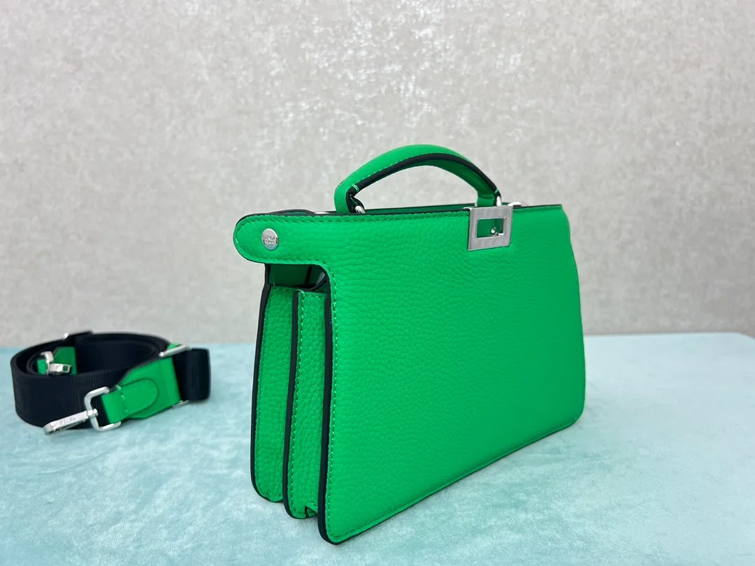 피카부 I SEE U 레더백 그린 상세