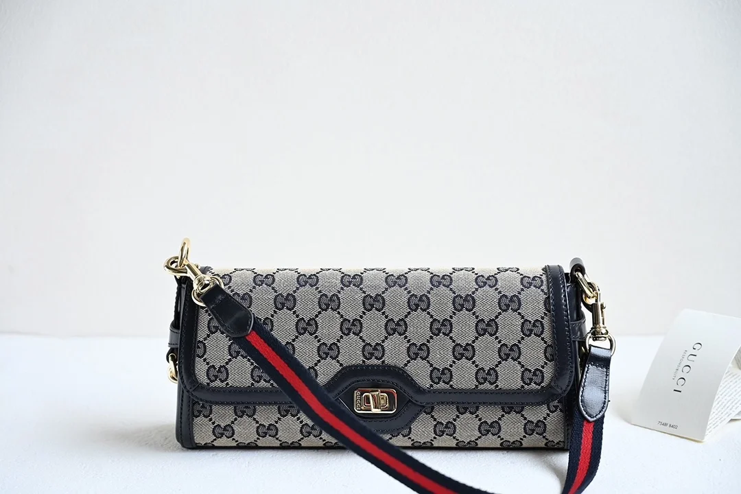 스몰 루체 숄더 백 상세