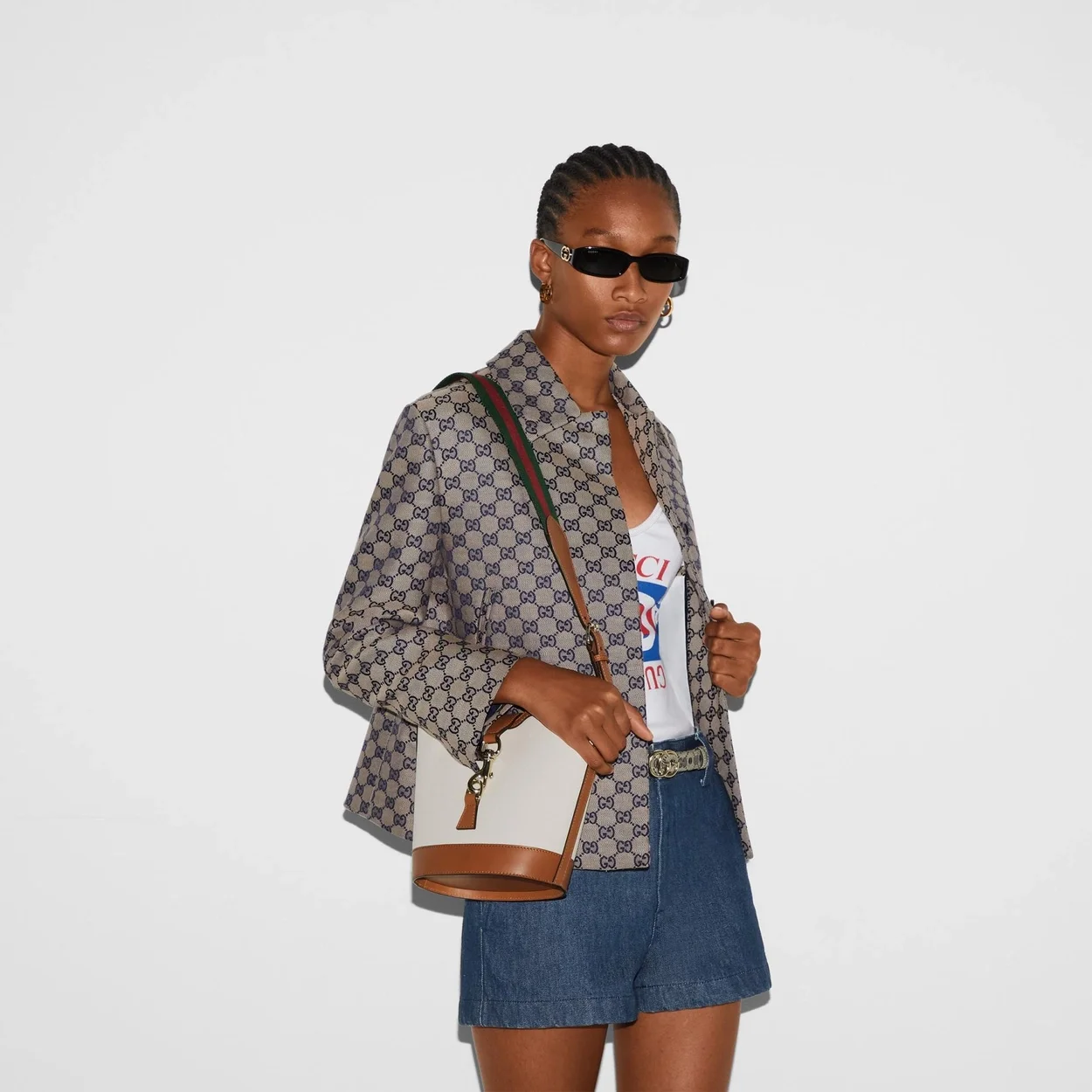 미니 버킷 숄더백 상세