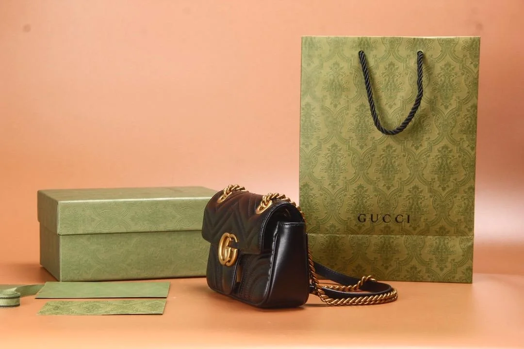 GG 마몽 스몰 마틀라세 숄더백 상세