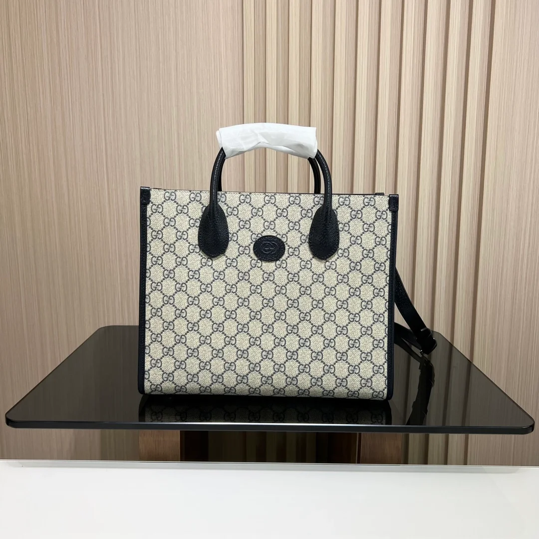 GG 슈프림 인터로킹 G 미디엄 토트백 상세