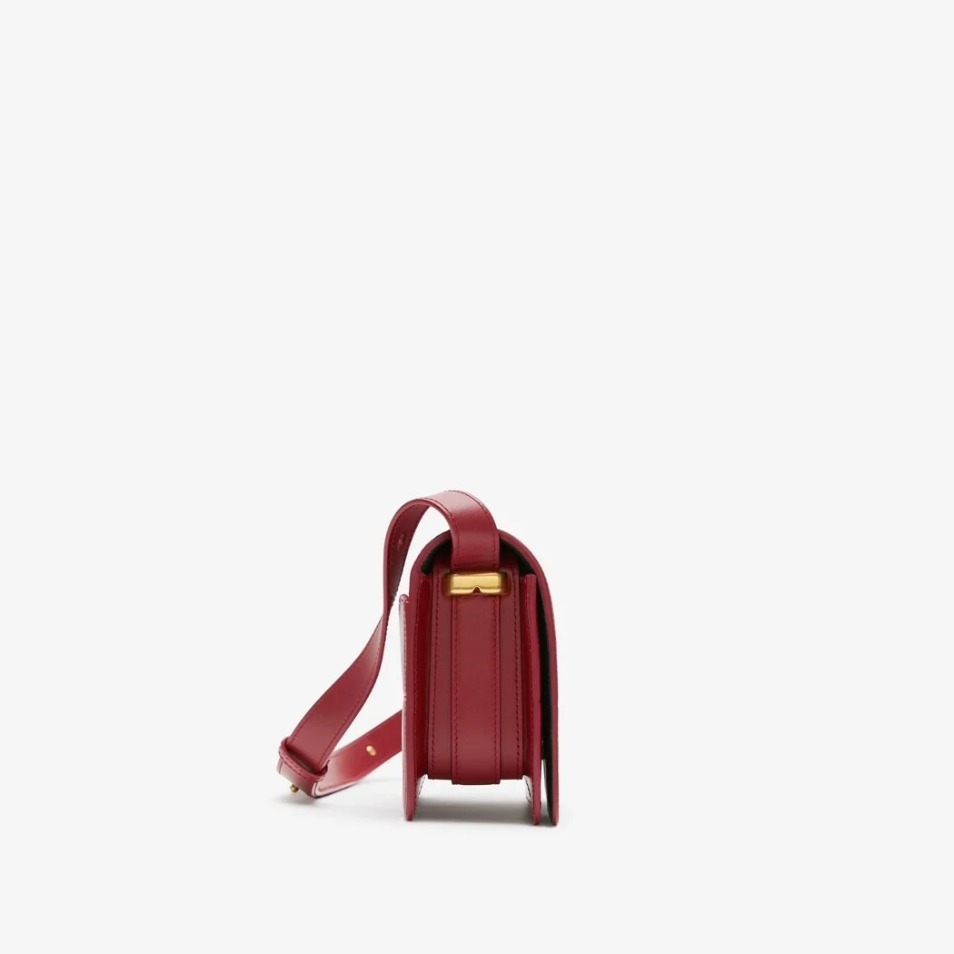 스닙백 화이트 레드 상세