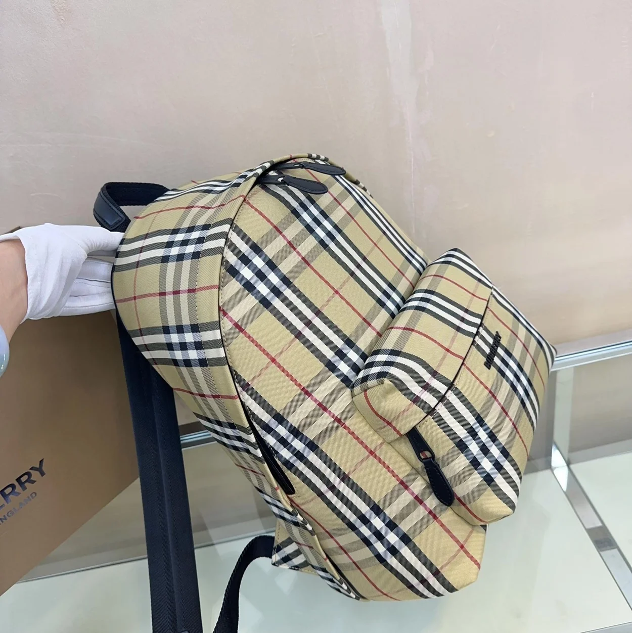 체크 가죽 백팩 베이지 상세