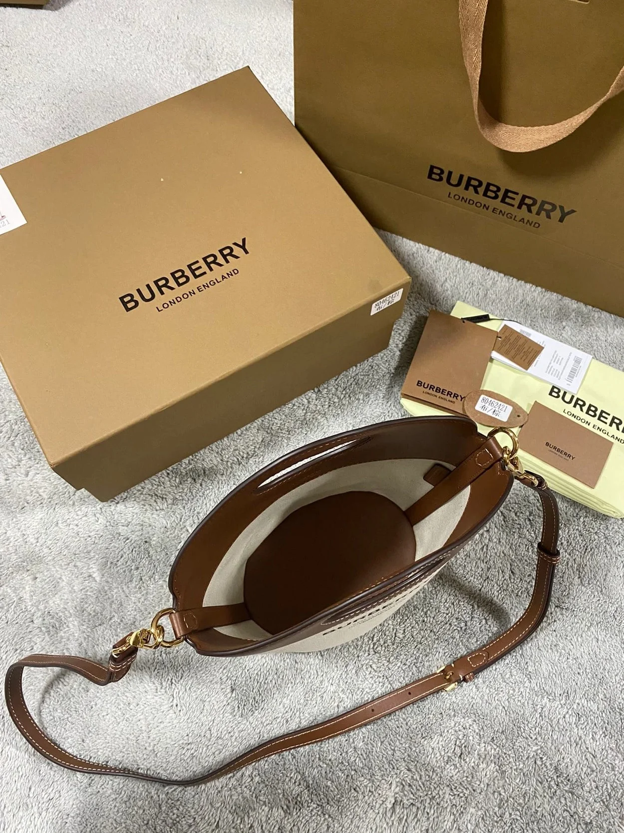 스몰 캔버스 포켓 버킷백 상세