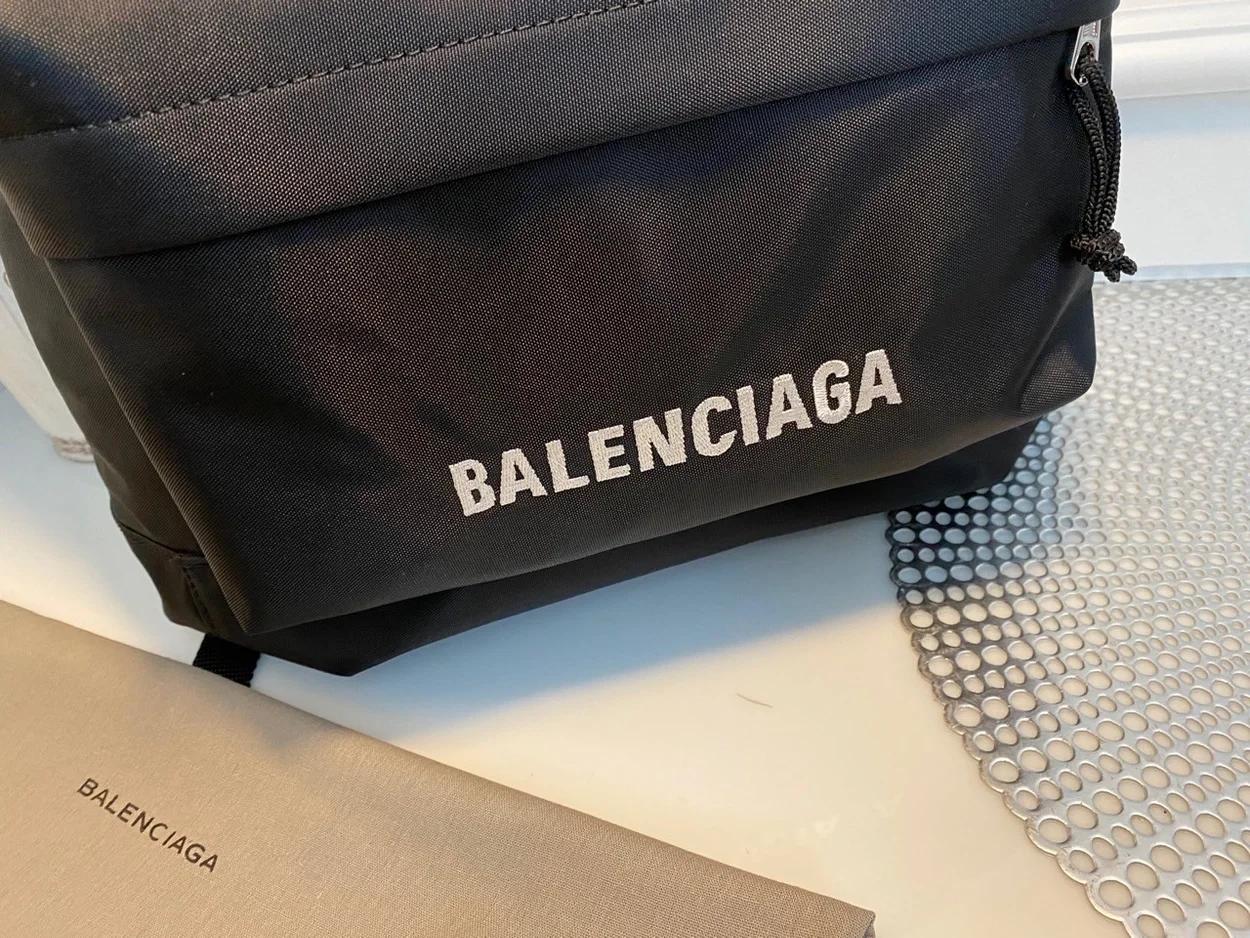 익스플로러 백팩 상세