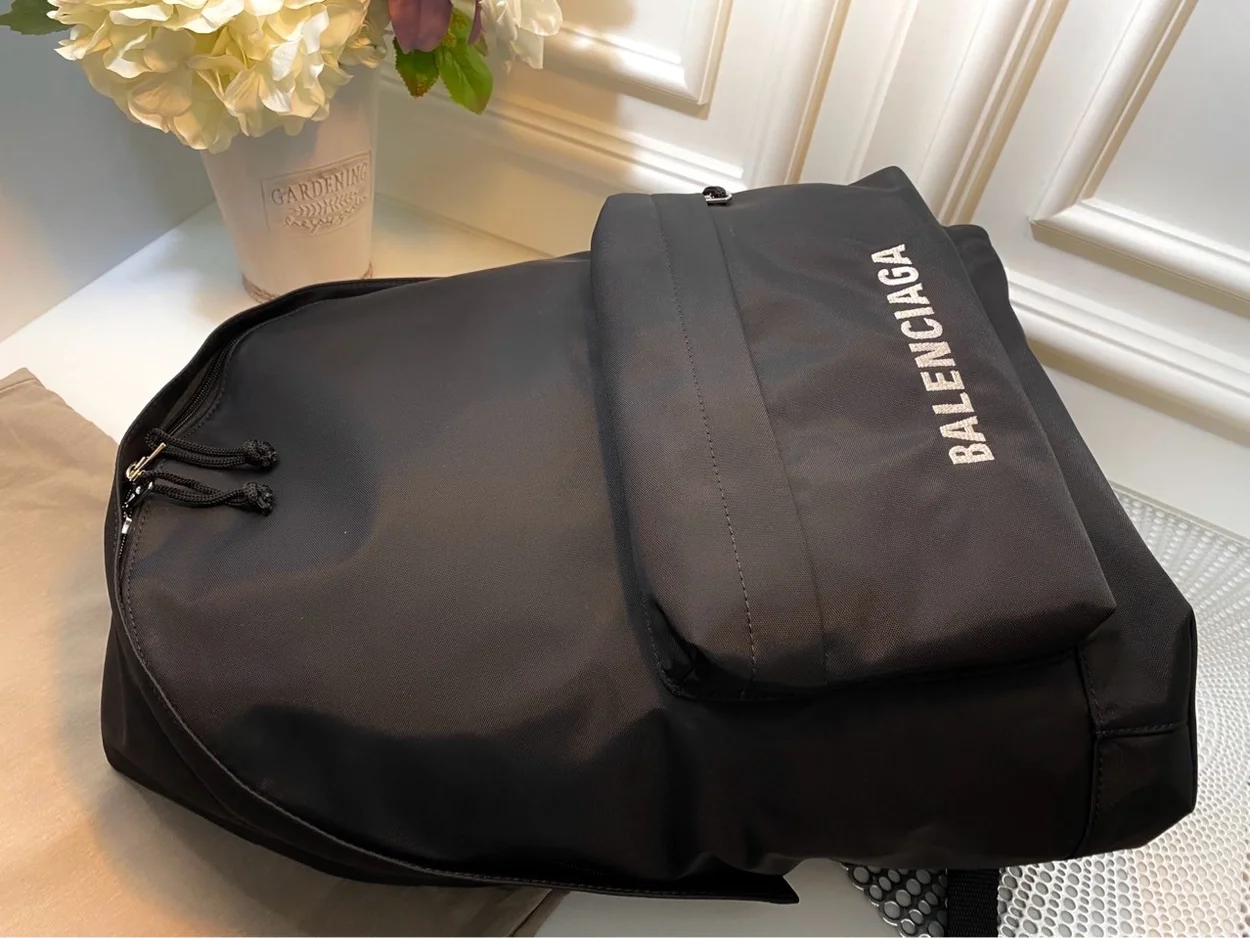 익스플로러 백팩 상세