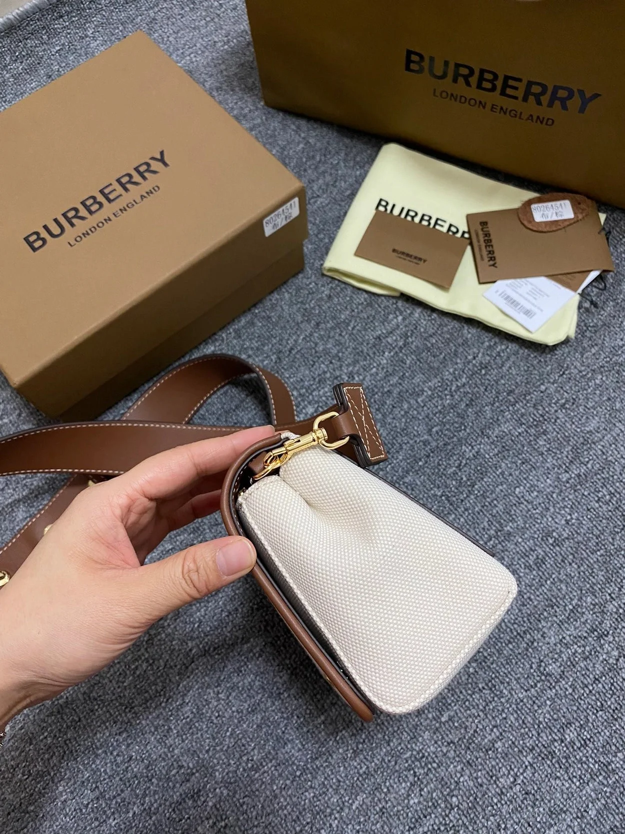 호스페리 프린트 캔버스백 상세