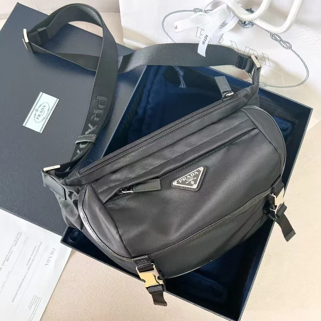 바이커 백 미디움 (29 * 19cm)