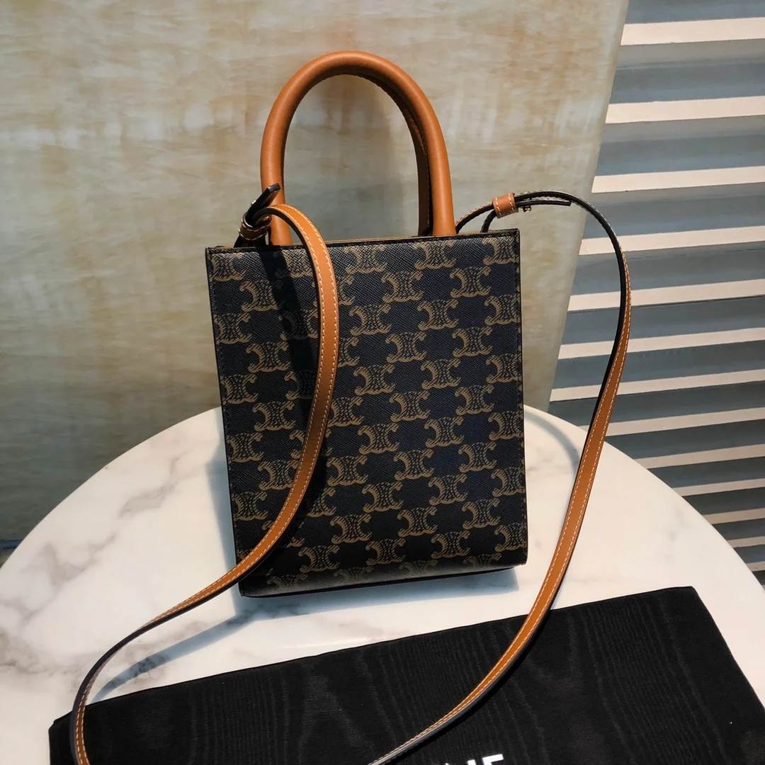 미니 버티컬 카바스 백 탠 (17cm X 21cm X 4cm) 상세