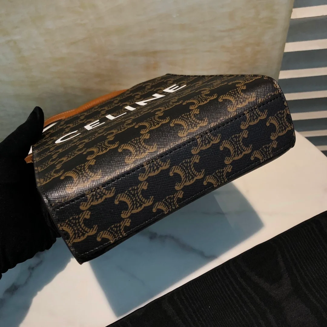 미니 버티컬 카바스 백 탠 (17cm X 21cm X 4cm) 상세