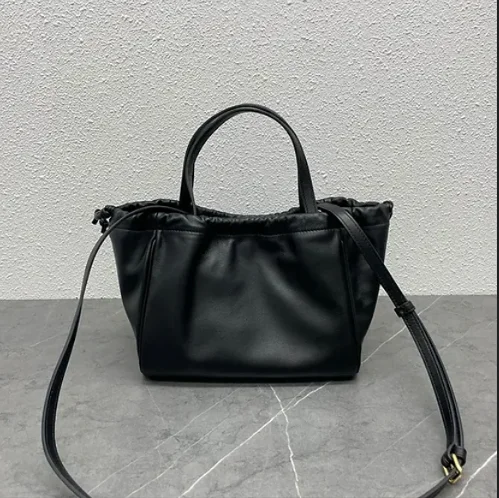 퀴르 트리옹프 스몰 드로우스트링 카바스 22cm 상세