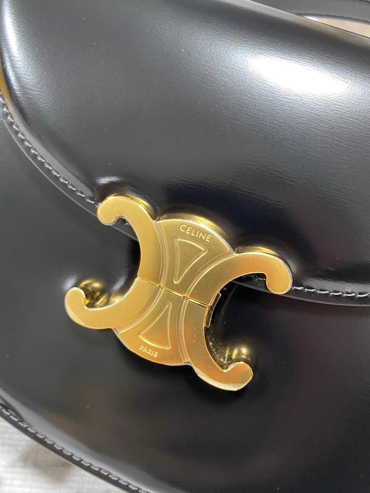 트리오페 틴 베사체 숄더백 (18.5*16*6CM) 상세