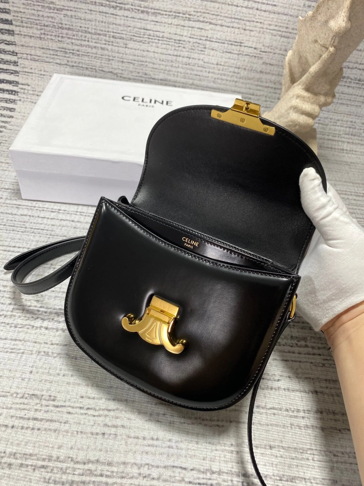 트리오페 틴 베사체 숄더백 (18.5*16*6CM) 상세