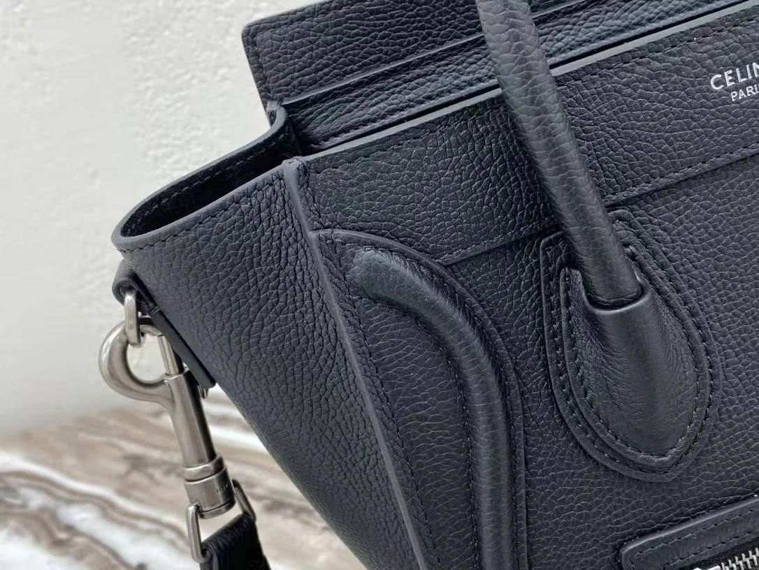 나노 러기지 카프스킨 블랙 상세