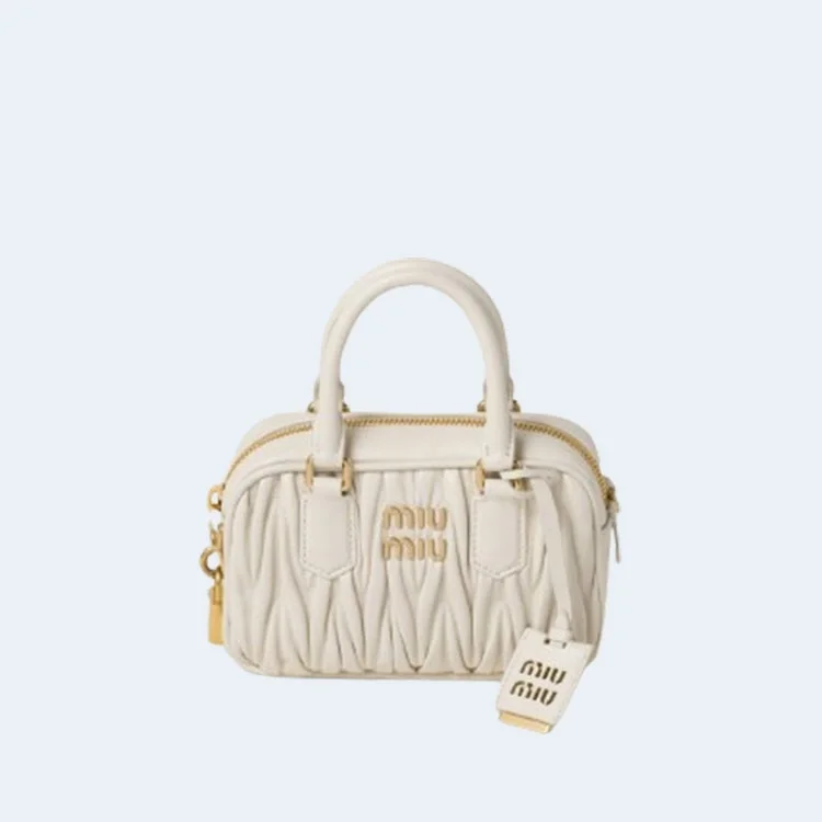 스몰 아르카디 마테라쎄 나파 가죽백 화이트 상세