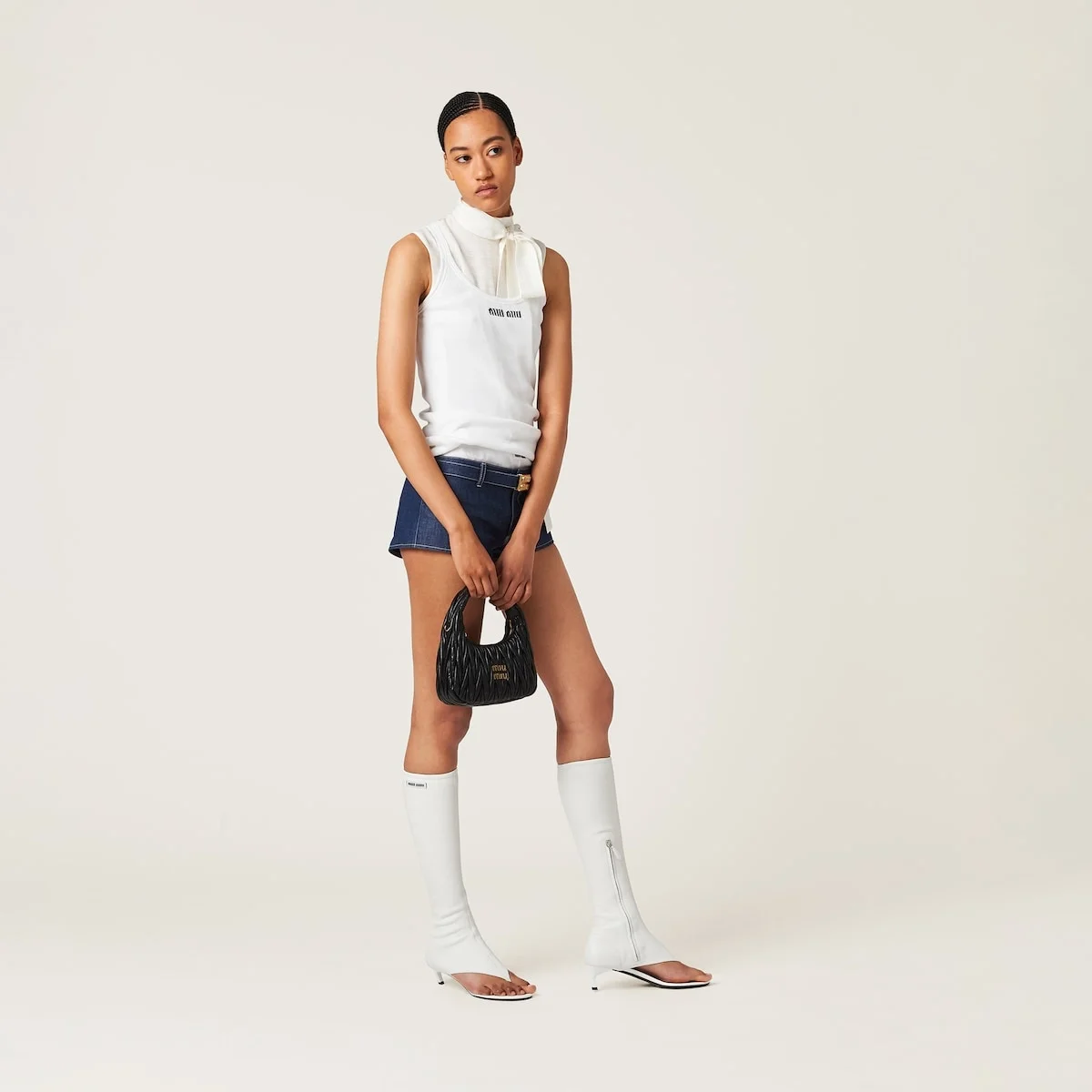 스몰 완더 마테라쎄 나파 가죽 호보백 블랙 상세