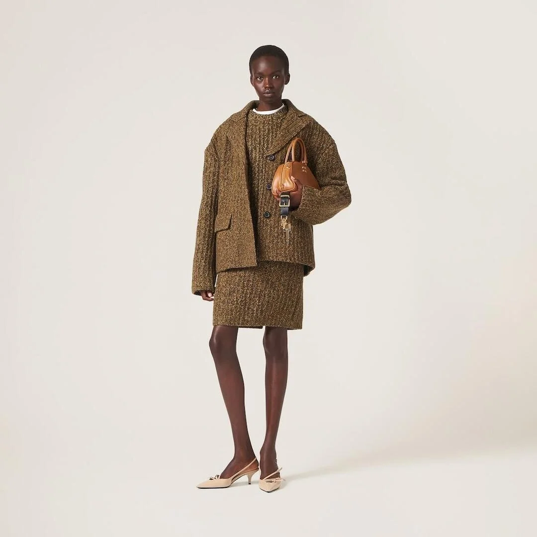 가죽 탑 핸들백 브라운 상세