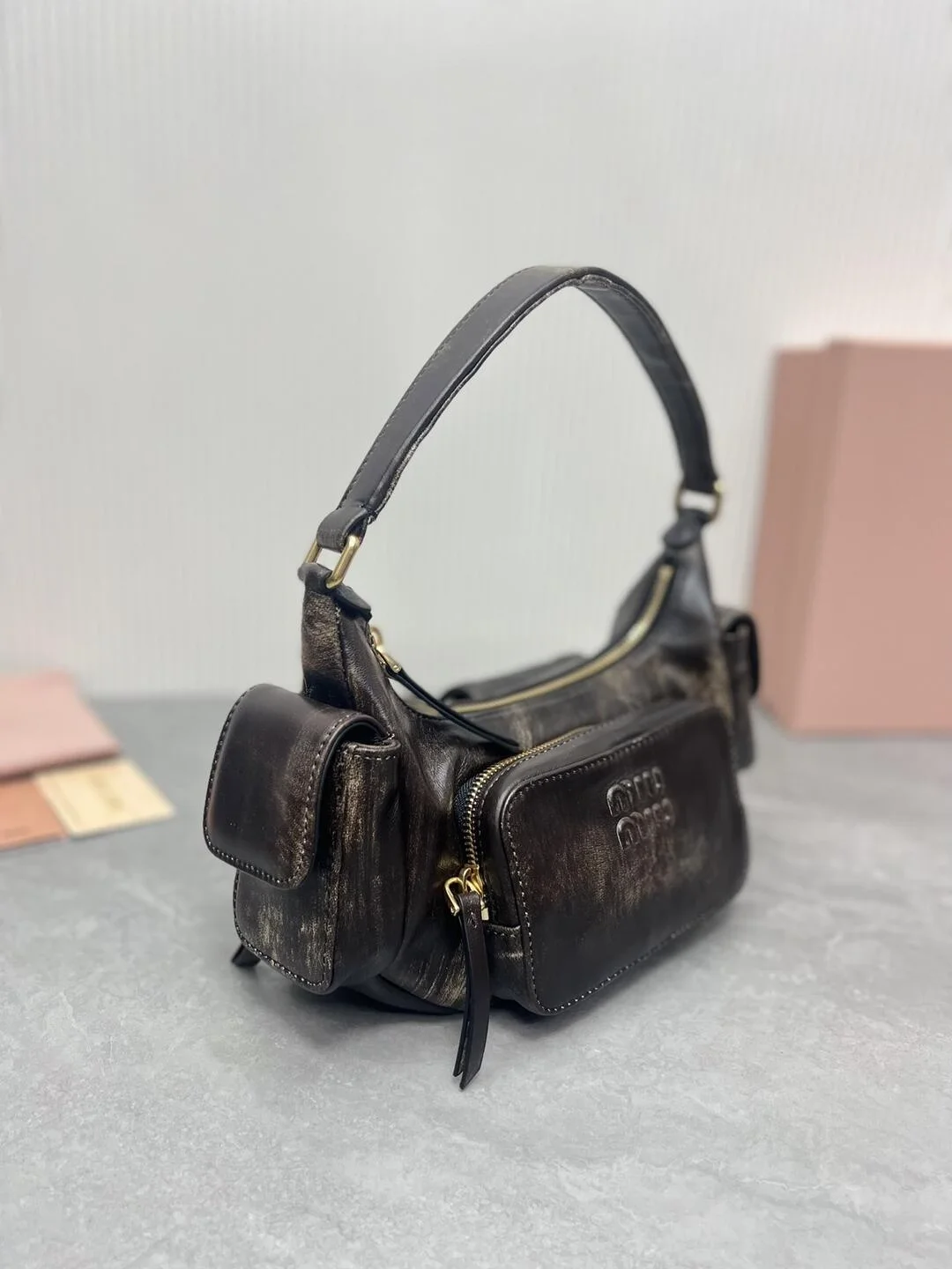 나파 가죽 포켓백 커피 (21 * 12 * 6cm) 상세