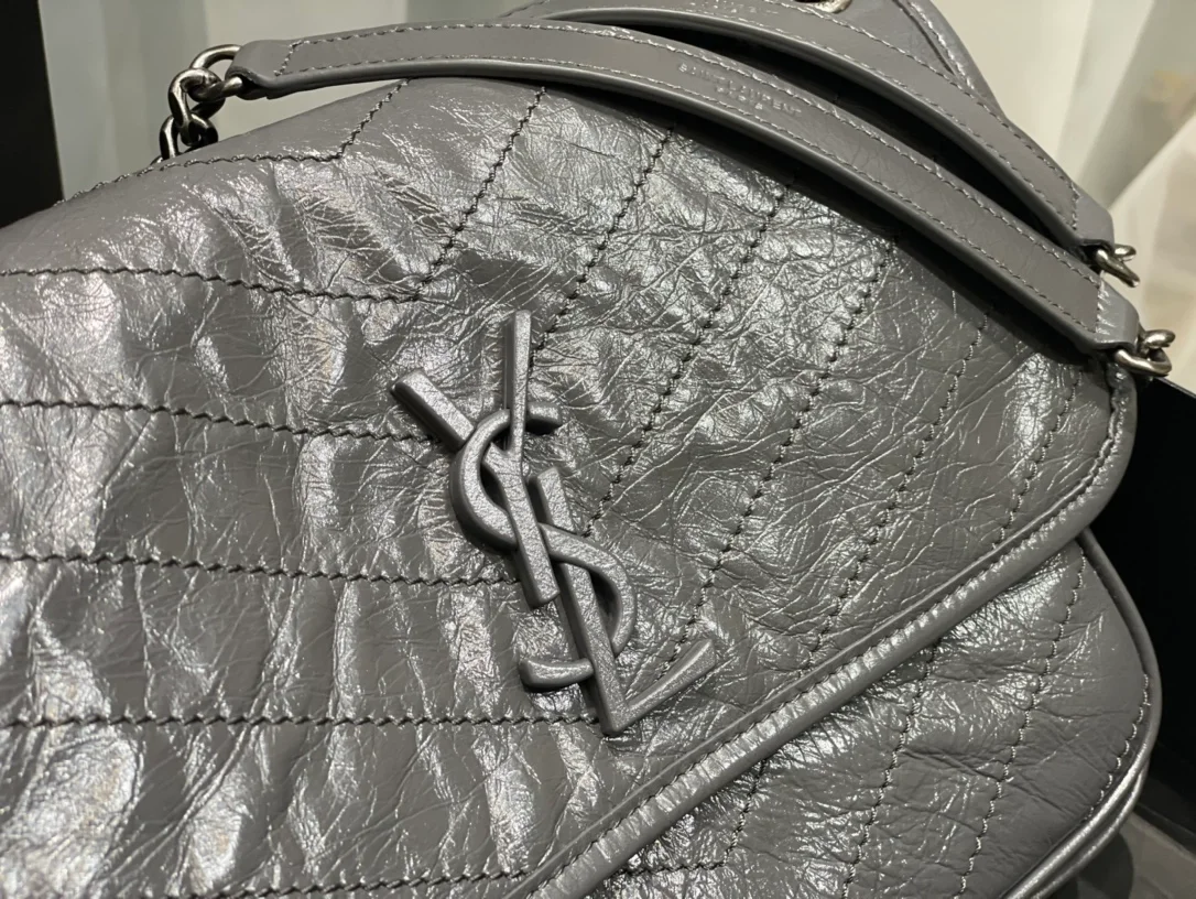 빈티지 니키 미디움백 그레이 (28cm X 20cm X 8.5cm) 상세