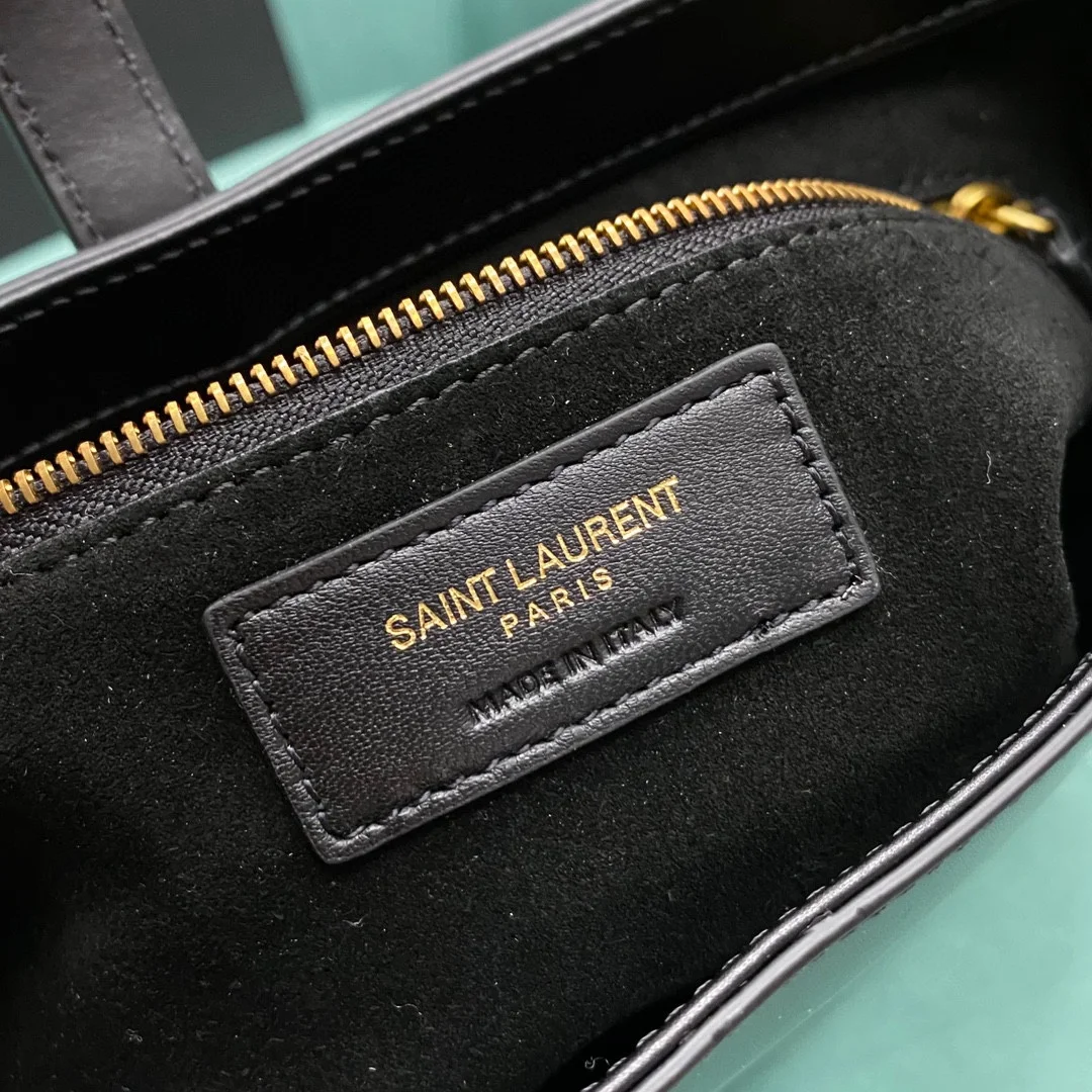 모노그램 르 5 A 7 미니 호보백 (23*16*6.5cm) 상세