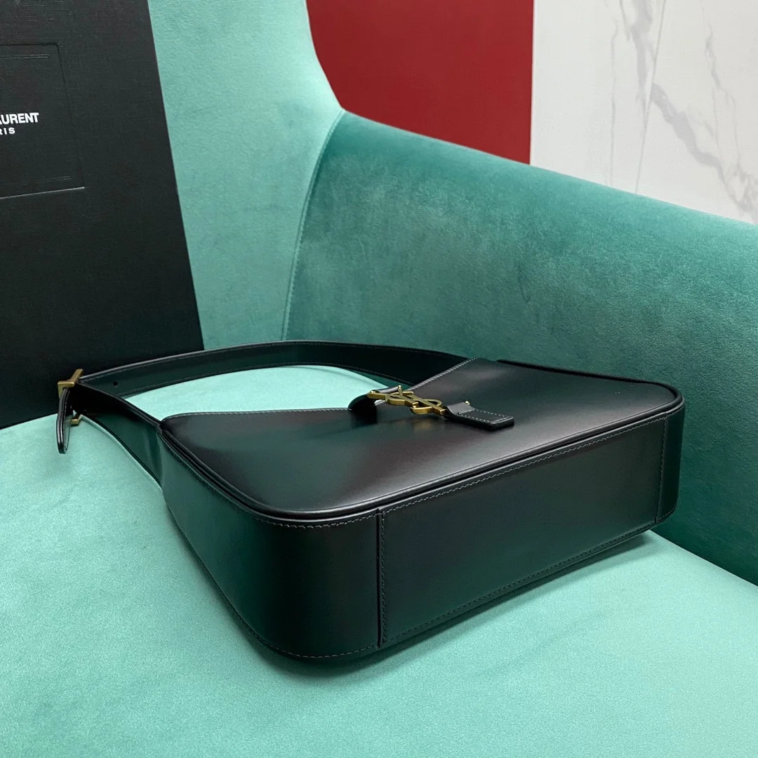 모노그램 르 5 A 7 미니 호보백 (23*16*6.5cm) 상세