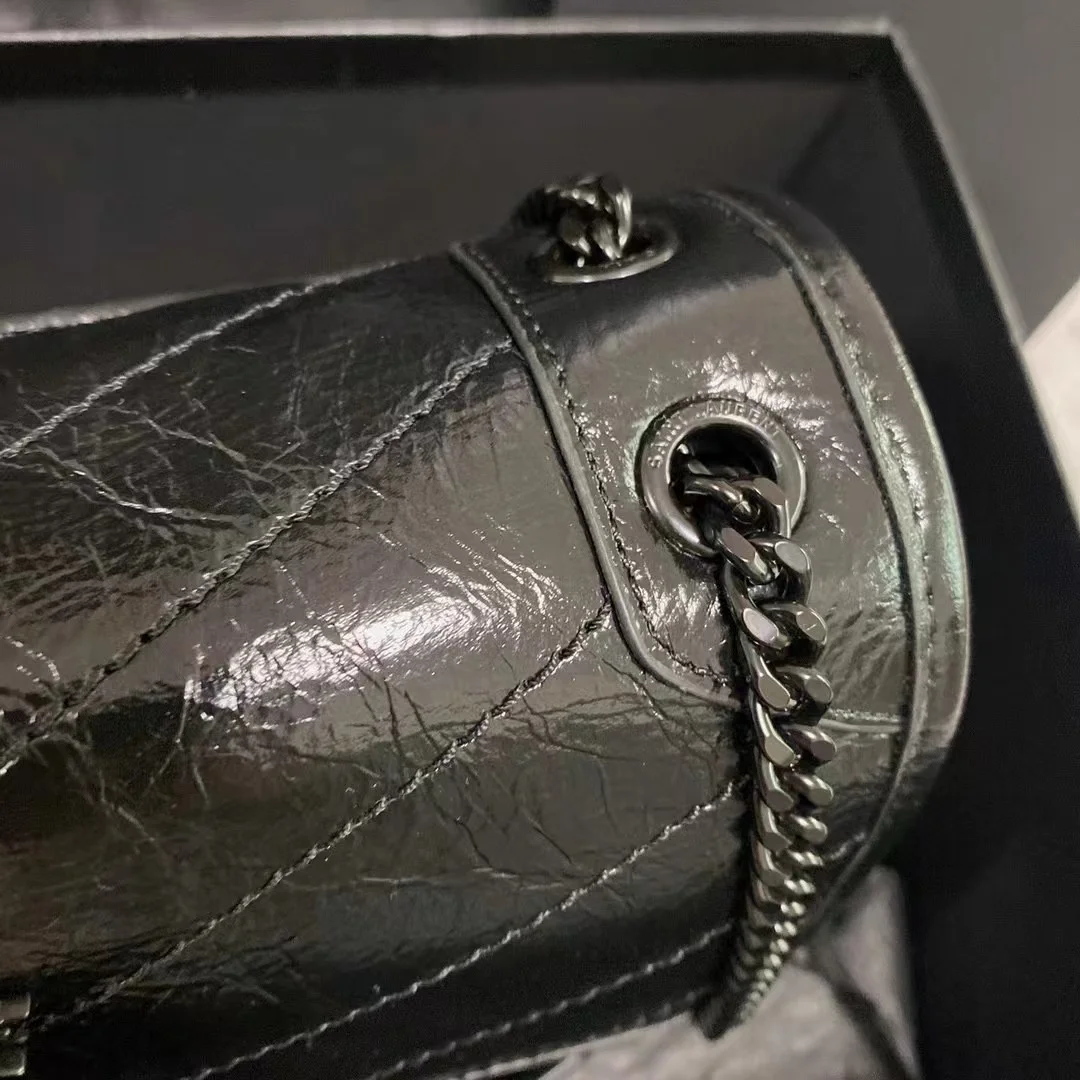 니키 숄더백 베비 상세