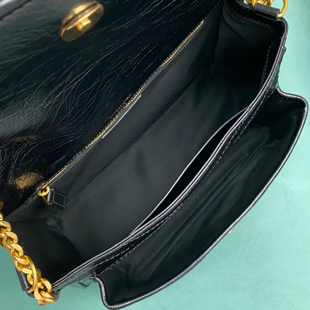 니키 숄더백 미디움 28*14*20cm 상세