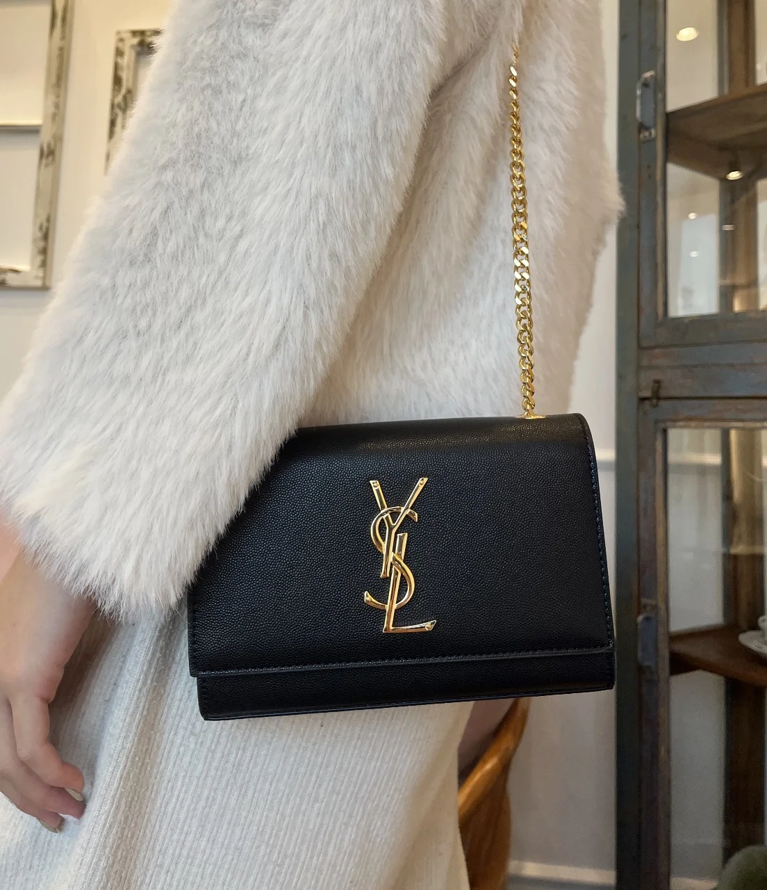 케이티 백 스몰 ( 20 * 12.5 * 5cm) 상세