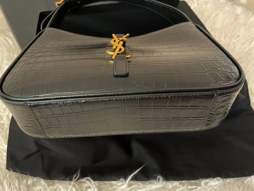 호보백 크로커다일 (23 * 16cm) 상세