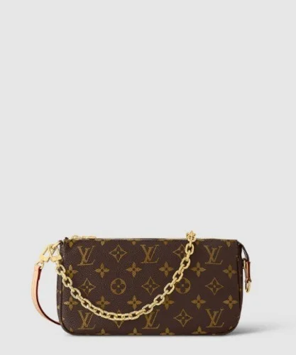 포쉐트 악세수아 M82766 (23.5 * 13.5 * 4cm)