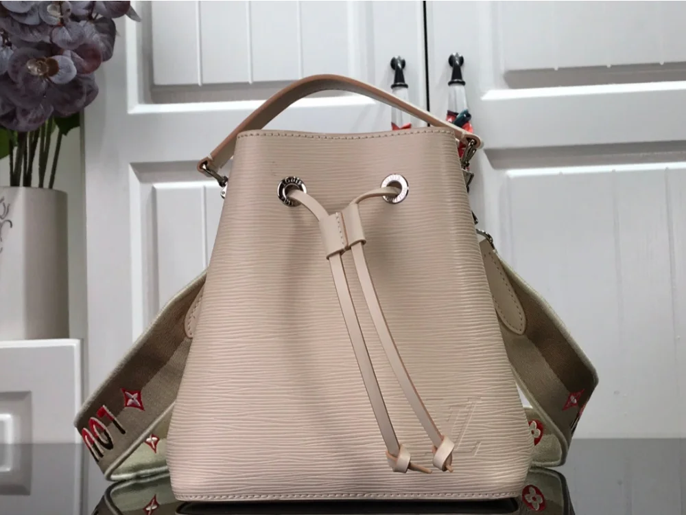 네오노에 바이 MM M45555 상세