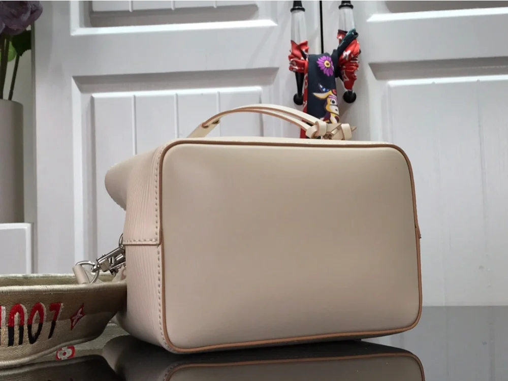 네오노에 바이 MM M45555 상세