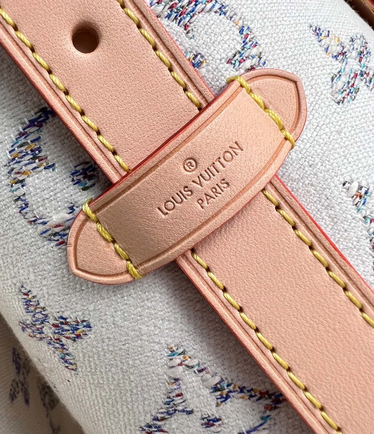 캐리올 PM 멀티컬러 베이지 상세