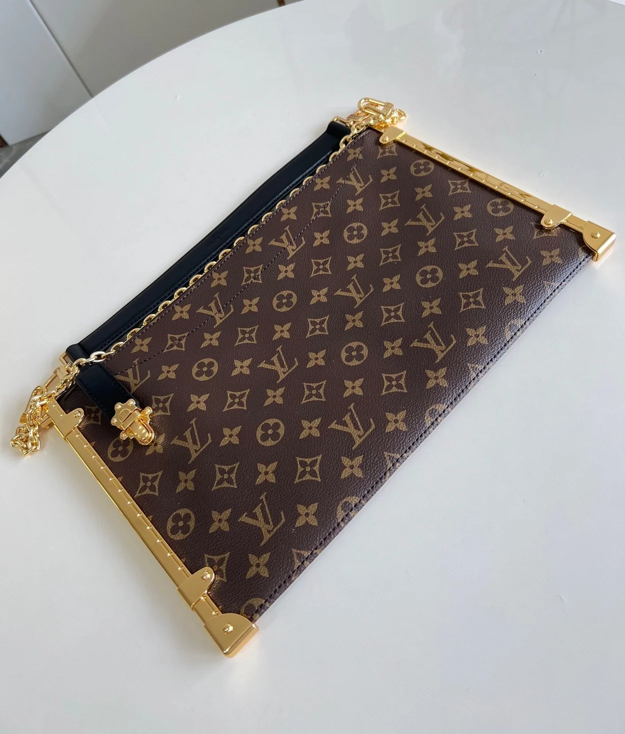 럭키 트렁크 상세