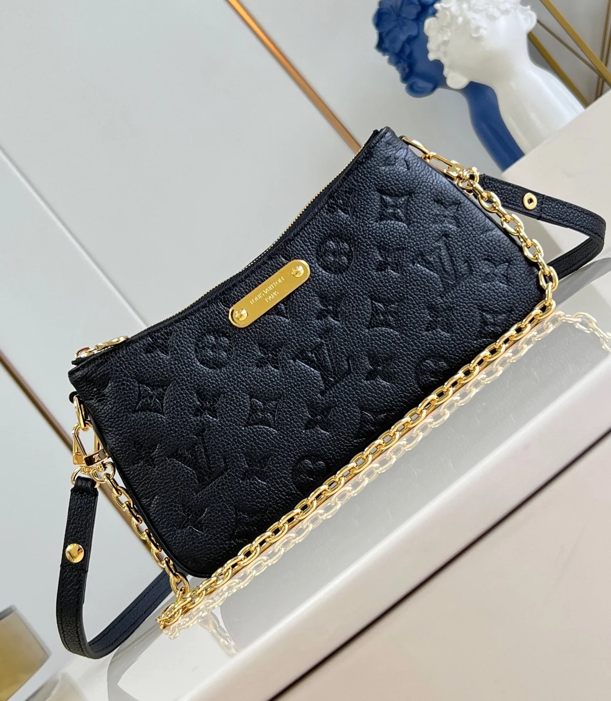 리브 포쉐트 백 상세