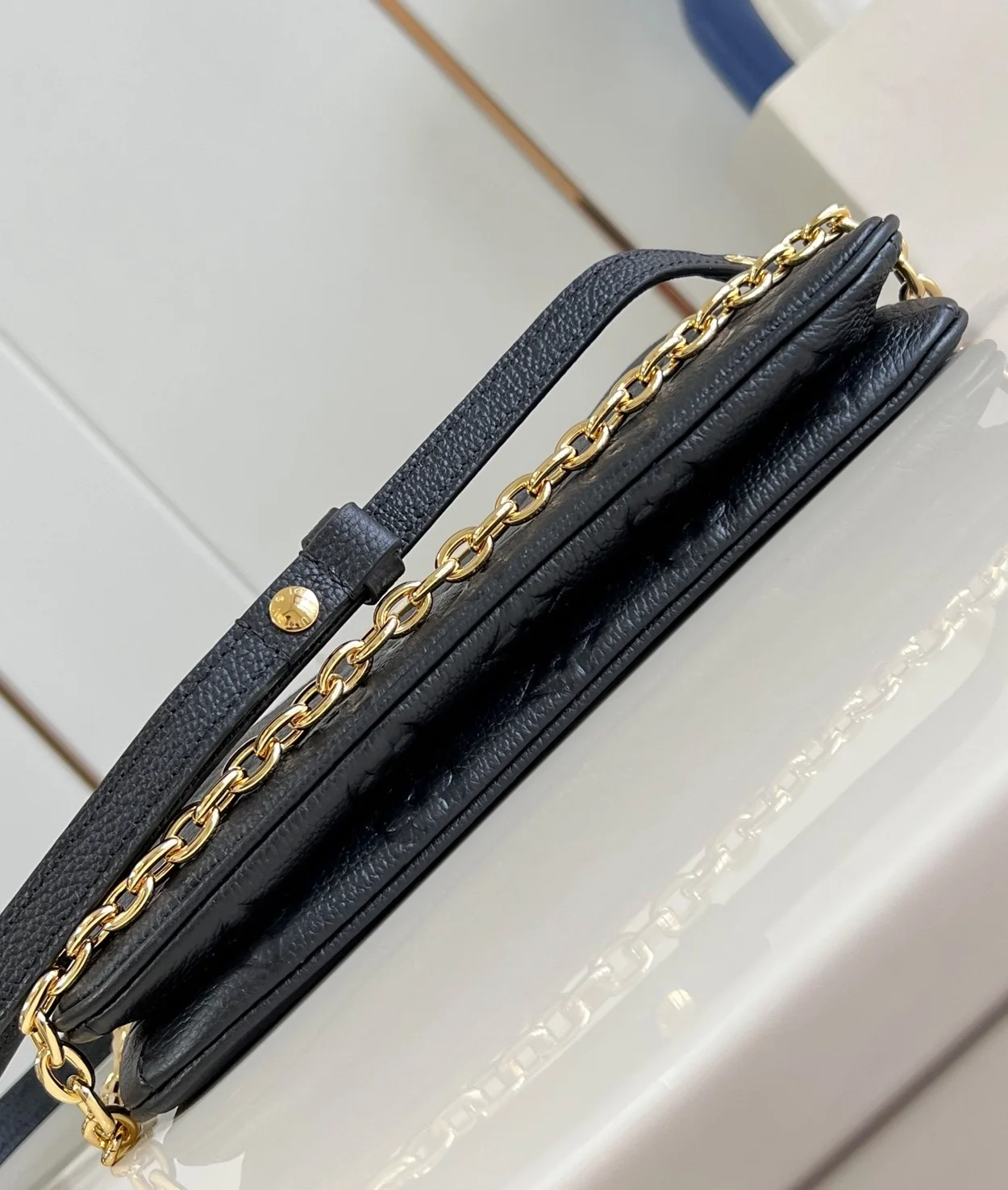 리브 포쉐트 백 상세