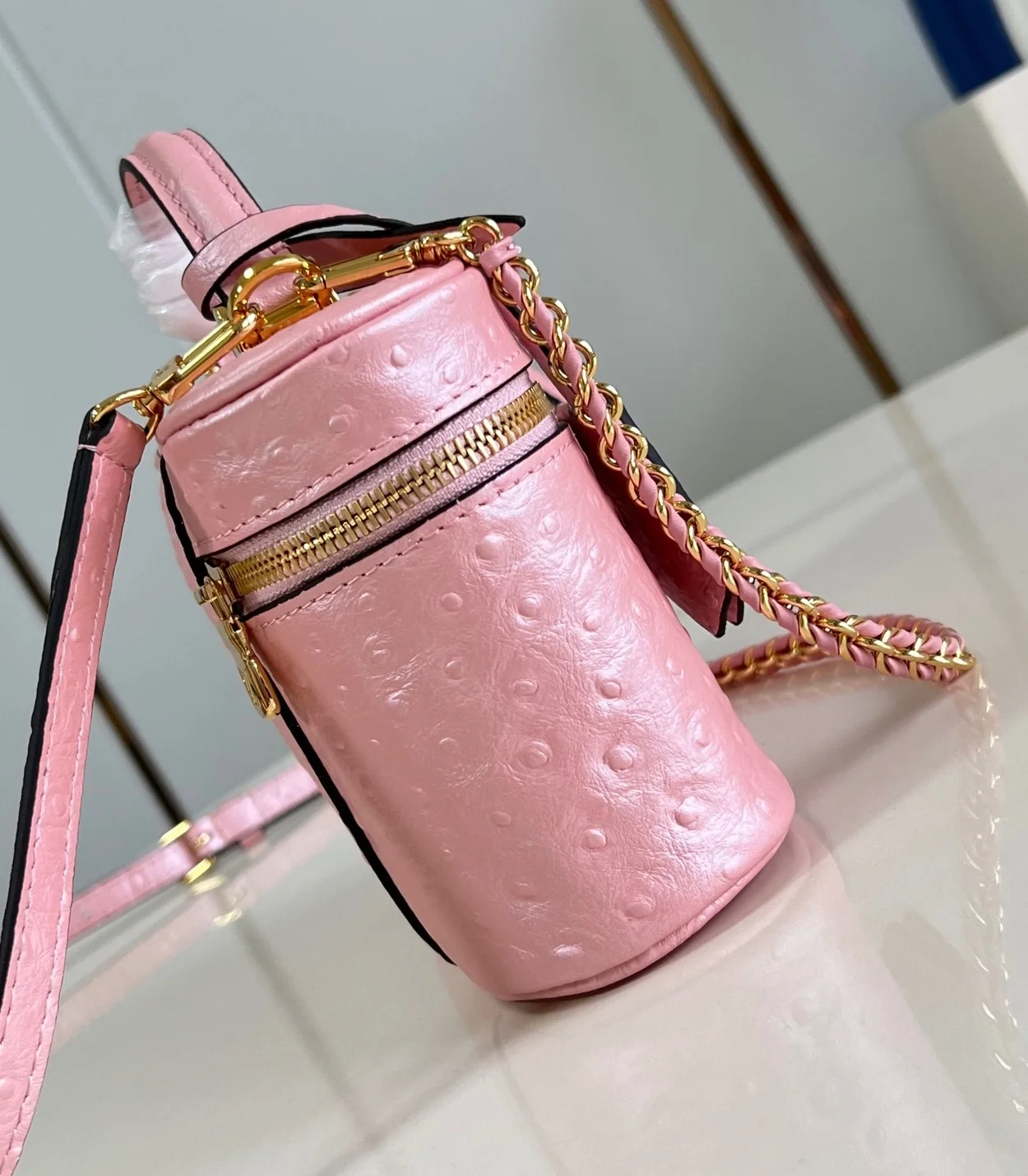 베니티 체인 파우치 상세