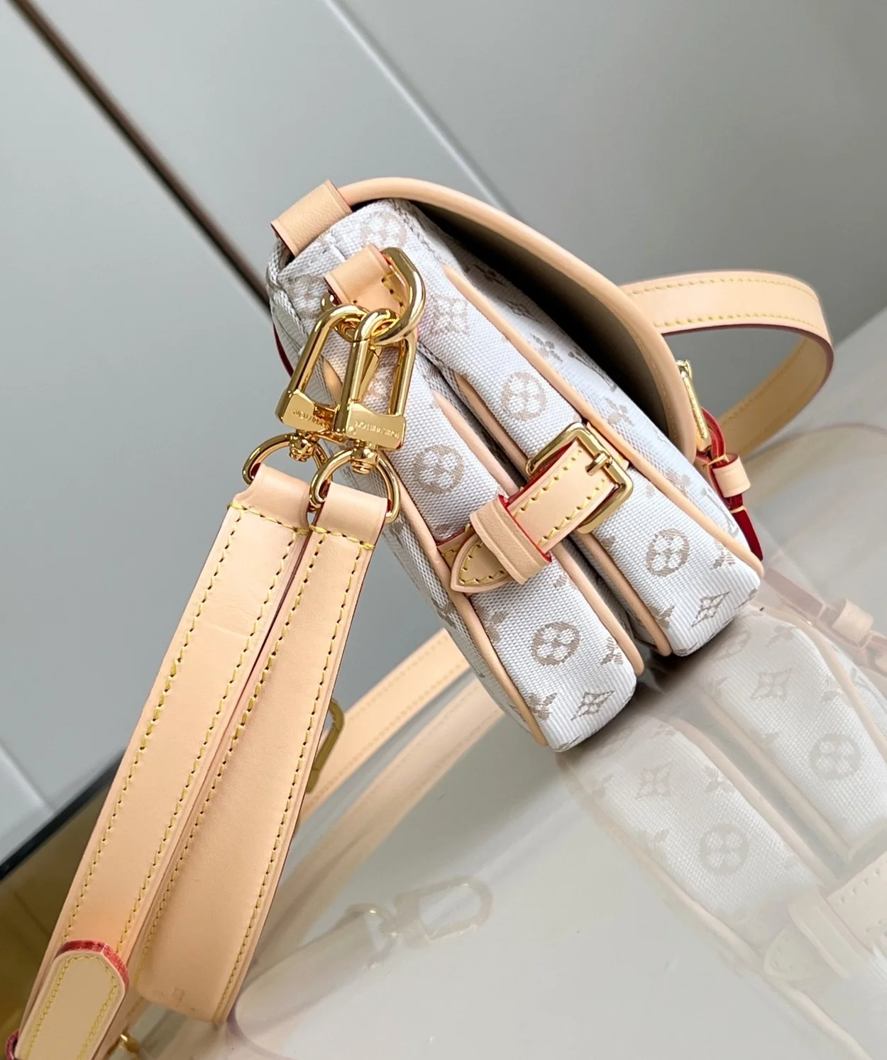 소뮈르 BB 백 상세