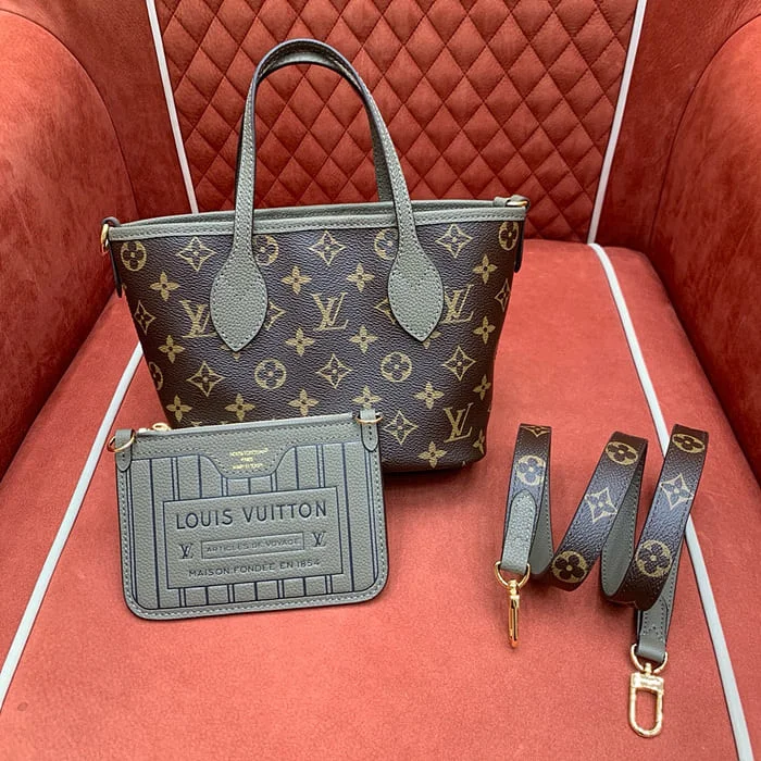 인사이드 아웃 반둘리에 BB  24cm x 14cm x 9cm 상세