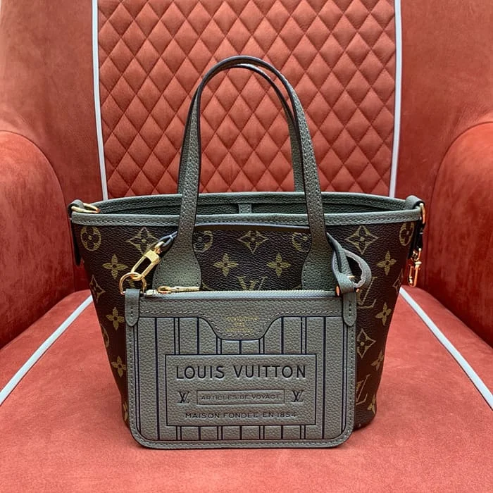 인사이드 아웃 반둘리에 BB  24cm x 14cm x 9cm 상세