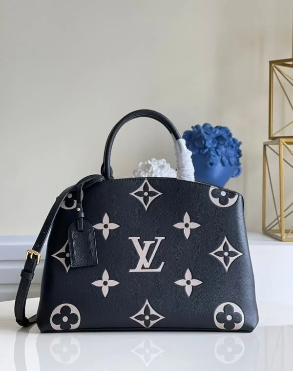 그랑 팔레 앙프렝뜨 상세