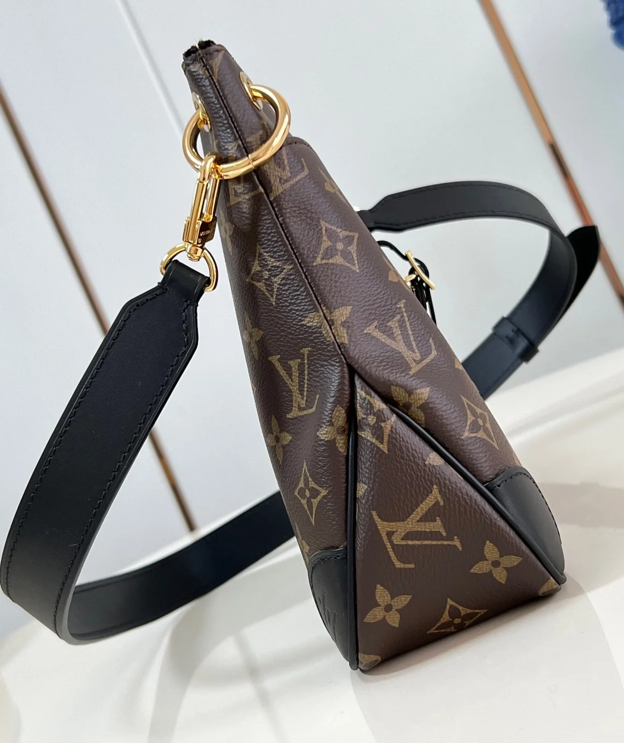 오데온 PM 백 M45353 상세