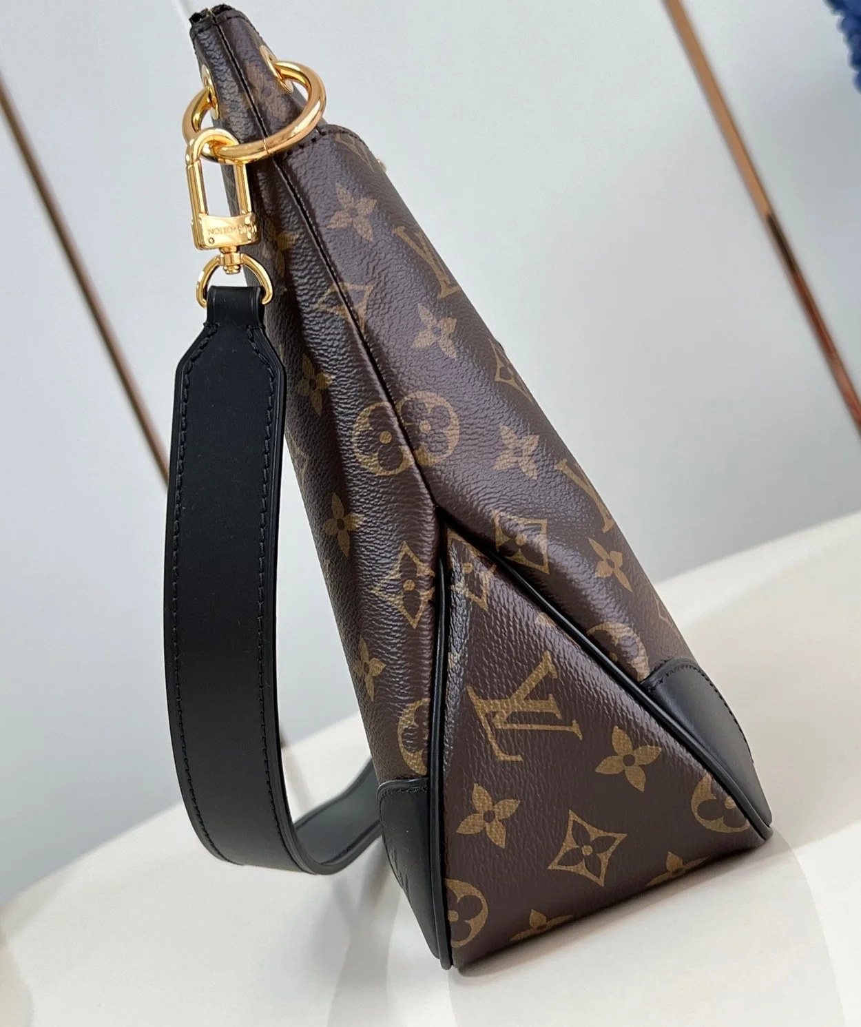 오데온 MM 백 M45352 (31 * 27 * 9cm) 상세