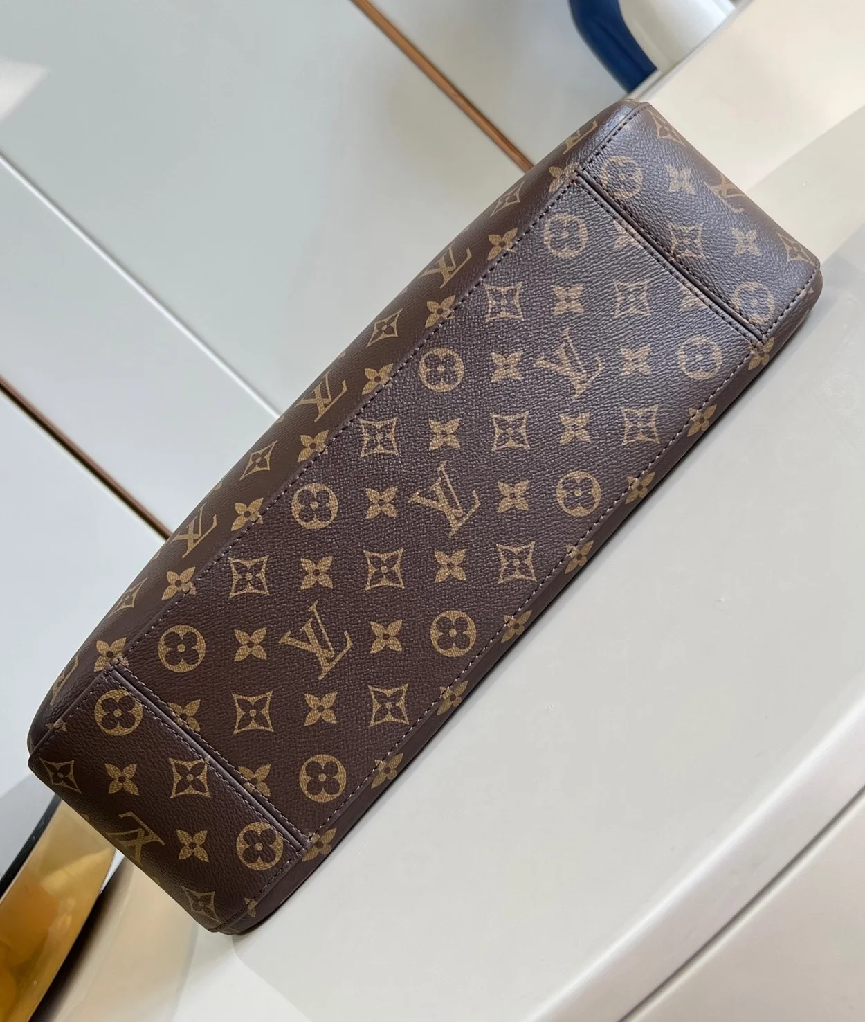 슬라우치 MM 모노그램 M12098 (40 * 31 * 11cm) 상세