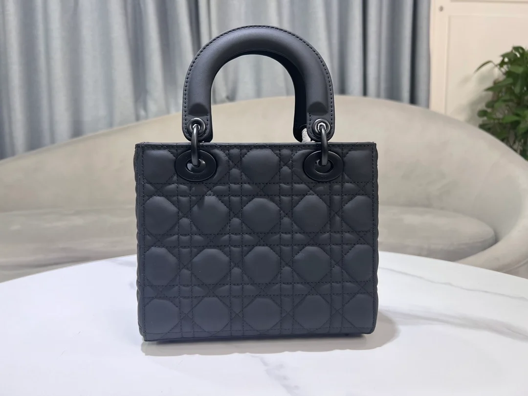 레이디 스몰 백 올 블랙 상세