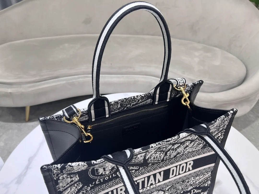 Plan de Paris 북 토트 미디엄 백 블랙 & 화이트 상세